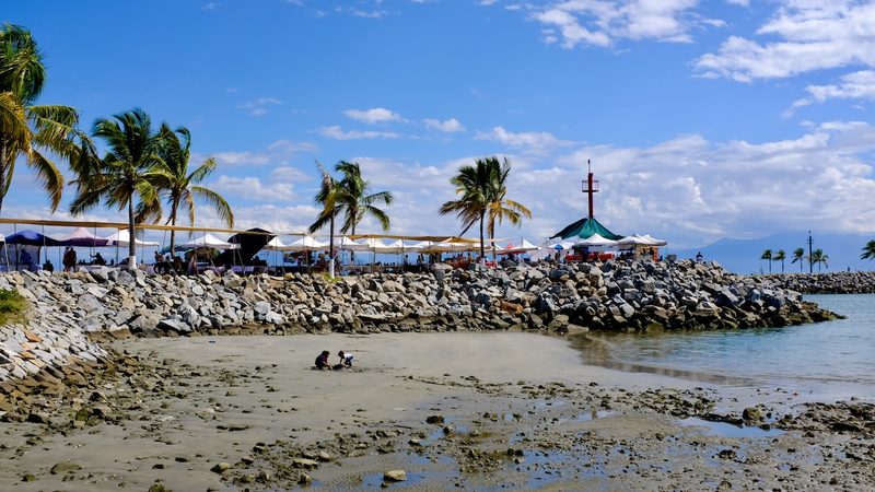La Cruz Sunday Market (Mercado del Mar)
